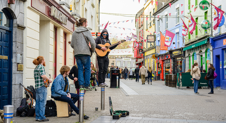 Irland Galway Musiker Fußgängerzone